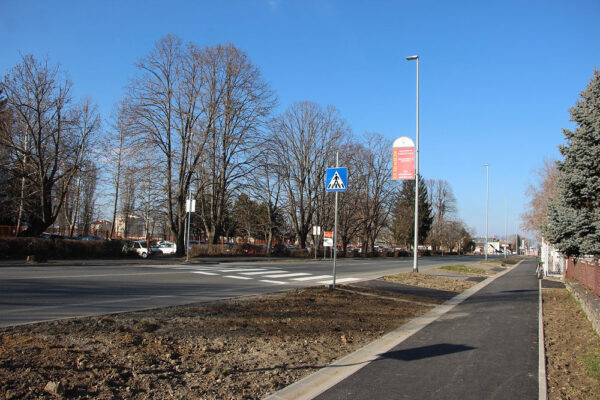 Radovi u Ulici Zbora narodne garde: Novi nogostup s obje strane ulice, semafor i pješački prijelazi 2 IMG 0351