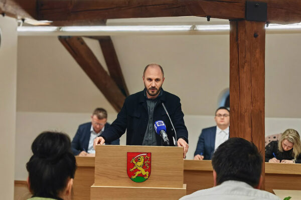 Infrastrukturni projekti, poduzetničke zone i socijalne naknade glavne teme sjednice Gradskog vijeća 17 IMG 20250224 170459
