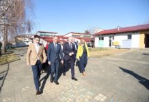 Ministar Ivan Šipić obišao Dječji vrtić Cvrčak u kojem danas boravi 530 djece u 28 skupina te radove na novom dječjem vrtiću u Virovitici