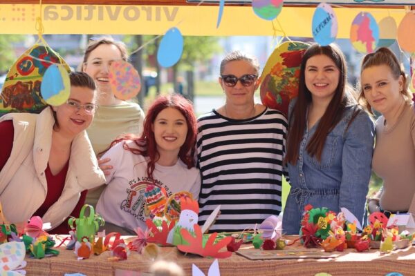 Više od tisuću pisanica u samom središtu Virovitice: Još jedan Uskrsni sajam razveselio sve generacije 41 IMG 8948