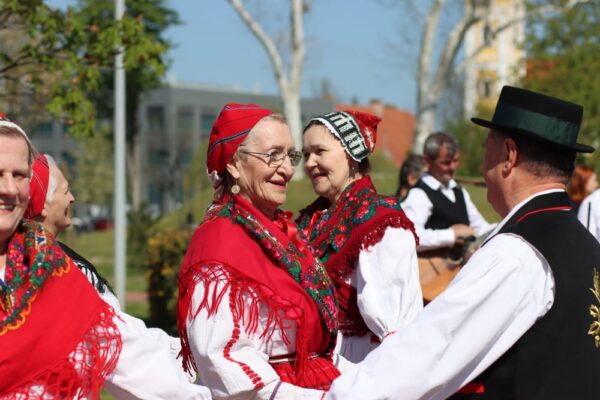 Više od tisuću pisanica u samom središtu Virovitice: Još jedan Uskrsni sajam razveselio sve generacije 10 IMG 9144
