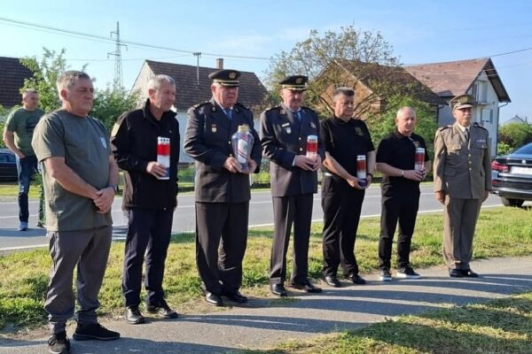 U Okučanima obilježena 30. obljetnica VRO Bljesak u kojoj je vrlo značajnu ulogu imala i virovitička 81. gardijska bojna HV “Kumovi” 5 Foto 1
