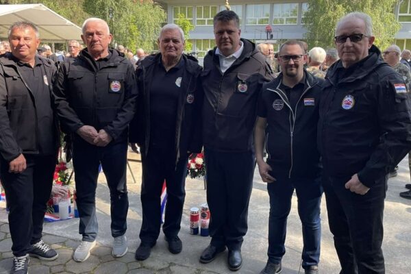 U Okučanima obilježena 30. obljetnica VRO Bljesak u kojoj je vrlo značajnu ulogu imala i virovitička 81. gardijska bojna HV “Kumovi” 3 Foto 4