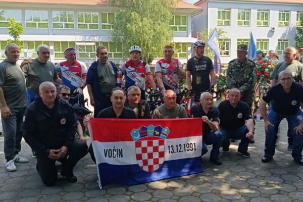 U Okučanima obilježena 30. obljetnica VRO Bljesak u kojoj je vrlo značajnu ulogu imala i virovitička 81. gardijska bojna HV “Kumovi” 6 Foto 6