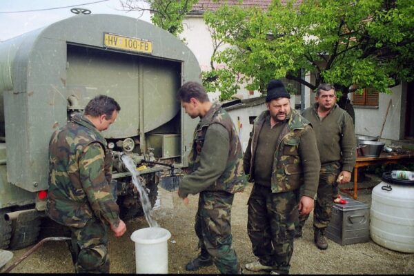 U Okučanima obilježena 30. obljetnica VRO Bljesak u kojoj je vrlo značajnu ulogu imala i virovitička 81. gardijska bojna HV “Kumovi” 42 Foto 8 1