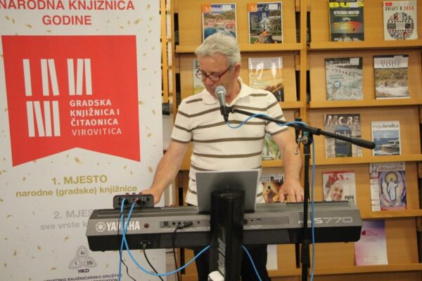 U Gradskoj knjižnici i čitaonici Virovitica Matica umirovljeničkih udruga održala poetsko-glazbenu večer “Lijepa li si” 15 IMG 3512 Custom
