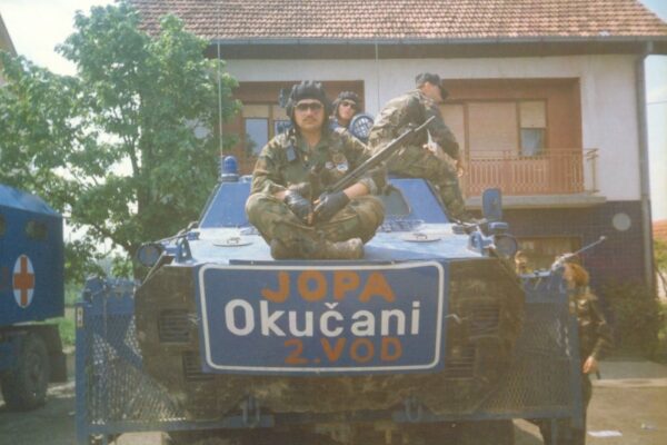 U Okučanima obilježena 30. obljetnica VRO Bljesak u kojoj je vrlo značajnu ulogu imala i virovitička 81. gardijska bojna HV “Kumovi” 25 MG 3