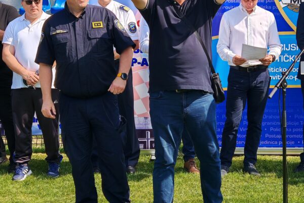 JAKE SNAGE MUP-A Interventni policajci PU virovitičko-podravske osvojili srebro, turnir okupio čak 25 ekipa 19 504098465 1115215910638423 112559877001916519 n