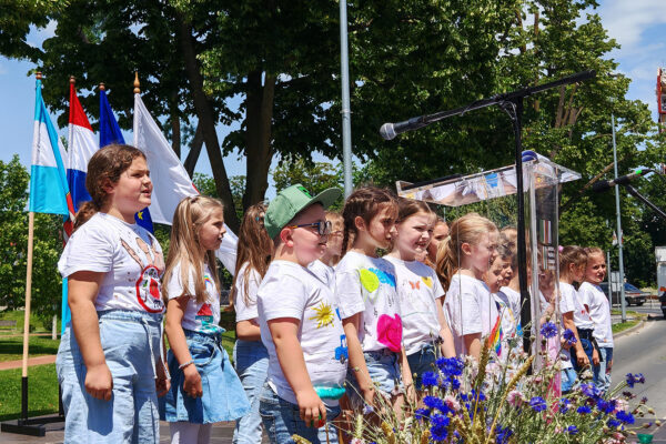 Najveći susret bibliobusa u povijesti Hrvatske: Virovitica domaćin 17. Konferencije o pokretnim knjižnicama i 11. Festivala bibliobusa 15 504374250 1114557564037591 9212406185925794691 n