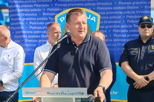 JAKE SNAGE MUP-A Interventni policajci PU virovitičko-podravske osvojili srebro, turnir okupio čak 25 ekipa 18 504444577 1115216637305017 2408052315494849285 n