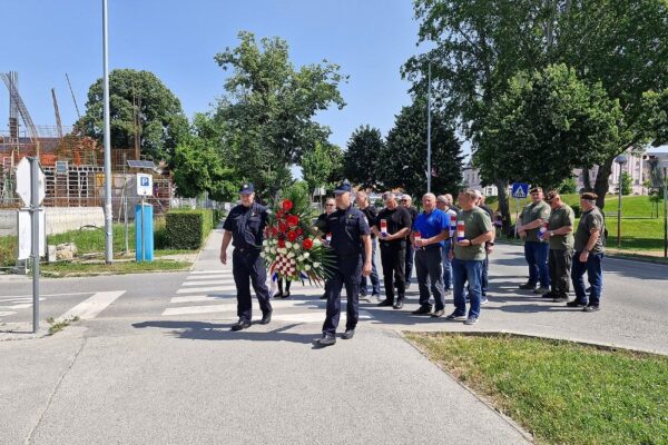 JAKE SNAGE MUP-A Interventni policajci PU virovitičko-podravske osvojili srebro, turnir okupio čak 25 ekipa 32 Foto 5
