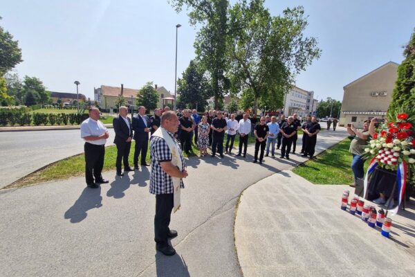 JAKE SNAGE MUP-A Interventni policajci PU virovitičko-podravske osvojili srebro, turnir okupio čak 25 ekipa 31 Foto 6