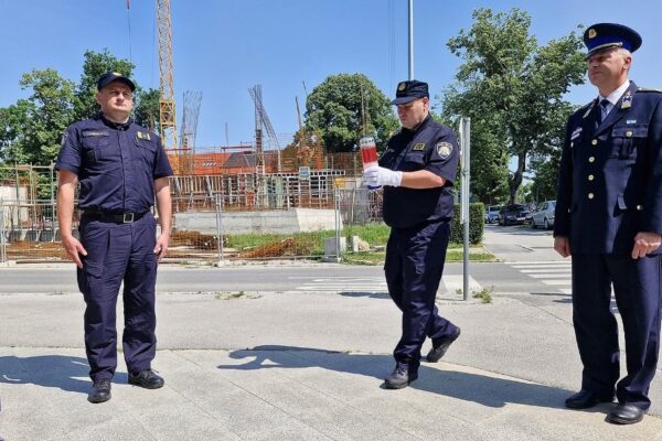 JAKE SNAGE MUP-A Interventni policajci PU virovitičko-podravske osvojili srebro, turnir okupio čak 25 ekipa 29 Foto 8
