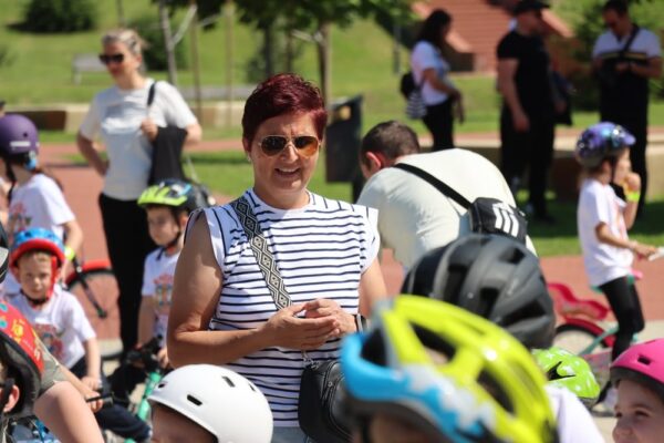Sigurnost na dva kotača: Virovitička šetnica pretvorena u poligon sigurne vožnje “Kaciga glavu čuva” 5 IMG 0441
