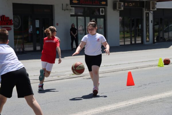 Sportski desert za kraj: Košarka i rukomet začinili posljednji dan Street Food Weekenda 8 IMG 0980