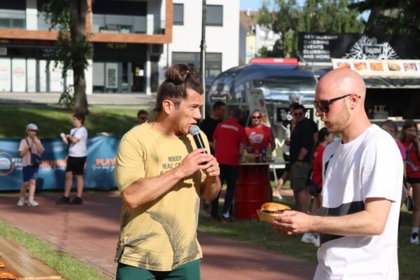 Vatreno natjecanje na Street Food Weekendu: Goran Lovrić prvi pojeo sve ljute specijalitete, Fajnšmekerski burger proglašen najboljim jelom 2 IMG 1867