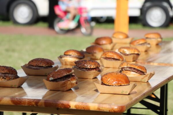 Vatreno natjecanje na Street Food Weekendu: Goran Lovrić prvi pojeo sve ljute specijalitete, Fajnšmekerski burger proglašen najboljim jelom 3 IMG 1869