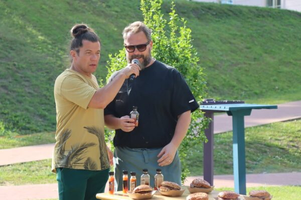 Vatreno natjecanje na Street Food Weekendu: Goran Lovrić prvi pojeo sve ljute specijalitete, Fajnšmekerski burger proglašen najboljim jelom 5 IMG 1879