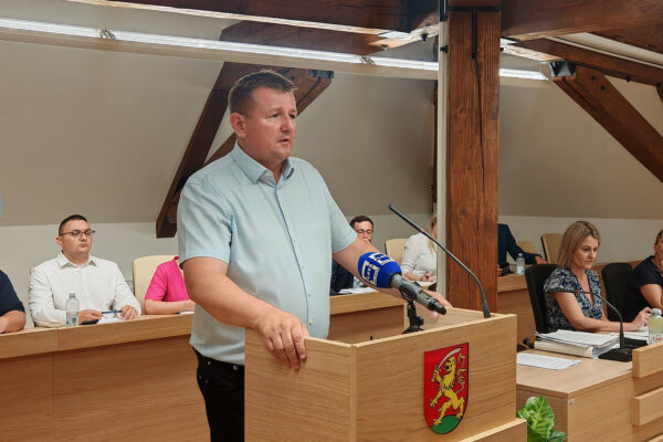 Gradsko vijeće: Na “aktualcu” naglasak na raspodjeli poljoprivrednog zemljišta, bazenu, osnivanju javne ustanove za razvoj turizma i sporta 8 IMG 20250626 164112