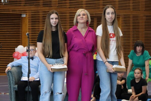 Dan OŠ Vladimir Nazor Virovitica: Franka Tomljanović proglašena najboljom učenicom 35 IMG 2919