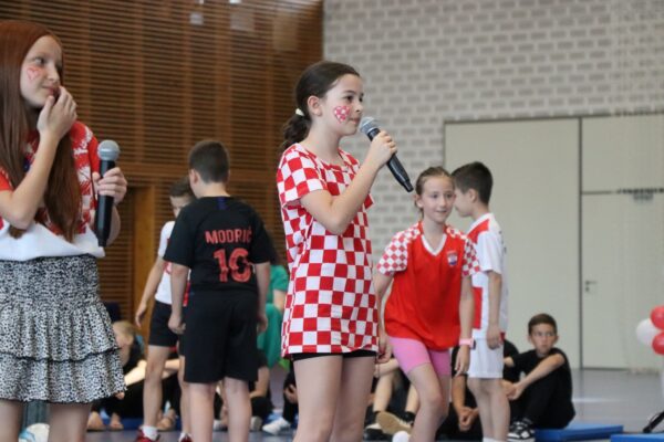Dan OŠ Vladimir Nazor Virovitica: Franka Tomljanović proglašena najboljom učenicom 54 IMG 3509