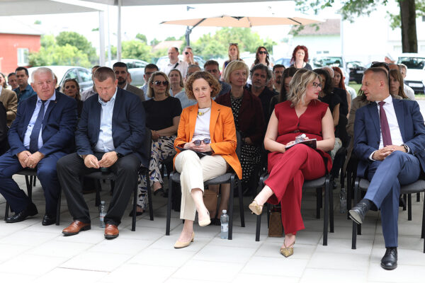 Povijest na jednom mjestu: Ministrica kulture i medija Nina Obuljen Koržinek otvorila je novu zgradu Državnog arhiva u Virovitici 10 drzavni arhiv vtc otvorenje 40
