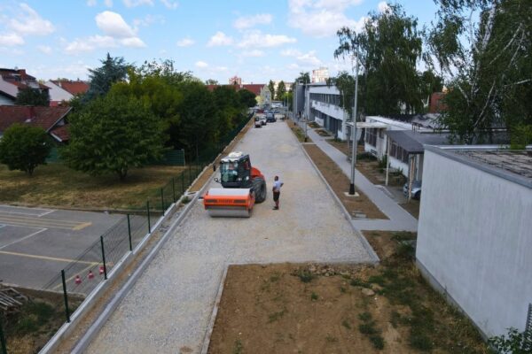 Radovi kod virovitičke bolnice pri kraju: Nova prometnica s parkiralištima uskoro u funkciji 1 Bez naslova 1000 x 666 piks. – kopija 13