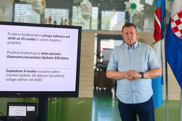 Roditelji koji ne znaju za pauzu: U COOR-u Virovitica predstavljen projekt „Odmor od skrbi“ za roditelje njegovatelje 15 IMG 20250704 095202
