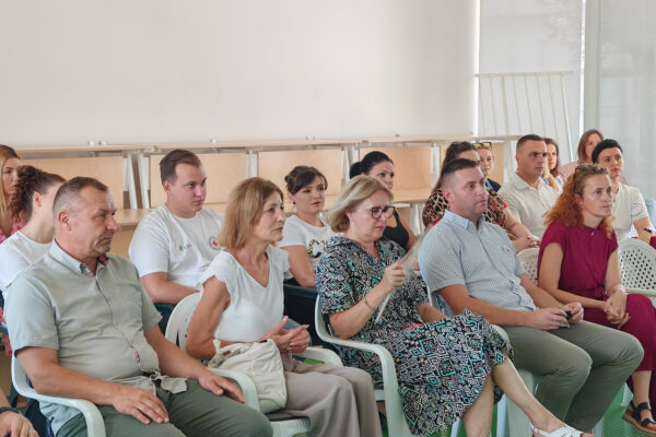 Roditelji koji ne znaju za pauzu: U COOR-u Virovitica predstavljen projekt „Odmor od skrbi“ za roditelje njegovatelje 18 IMG 20250704 095522