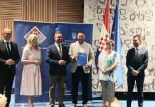 Virovitičkom Crvenom križu uručen Ugovor za projekt „Humanitarni paketi GDCK-a Virovitica i partnera“ vrijedan gotovo 7 milijuna eura