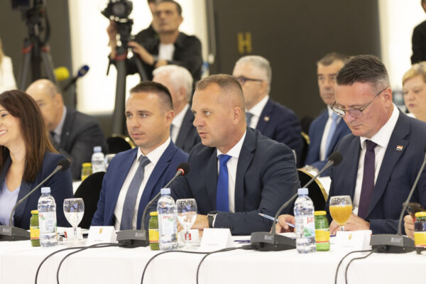 U Slatini održana 19. sjednica Savjeta za Slavoniju, Baranju i Srijem 5 U5A4226