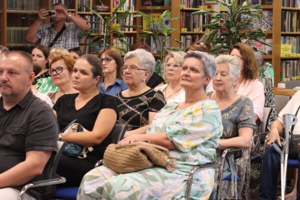 S.O.S. Virovitica proslavio 25 godina postojanja: Svaka aktivnost usmjerena je prema drugima i njihovoj dobrobiti 7 sos255