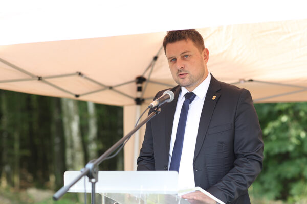 Fotogalerija: U Mrtvom jarku obilježen Europski dan sjećanja na žrtve totalitarnih i autoritarnih režima 30 mrtvi jarak 2025 187