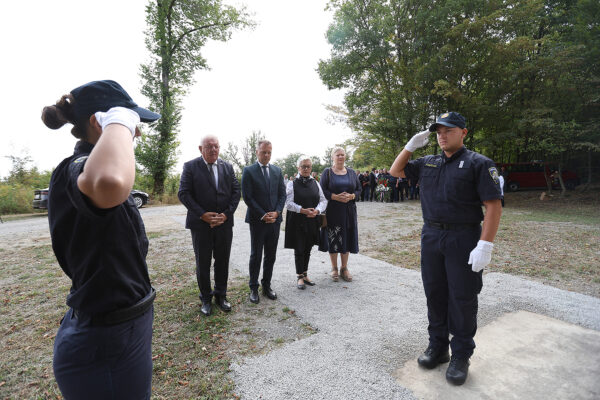 Fotogalerija: U Mrtvom jarku obilježen Europski dan sjećanja na žrtve totalitarnih i autoritarnih režima 5 mrtvi jarak 2025 25