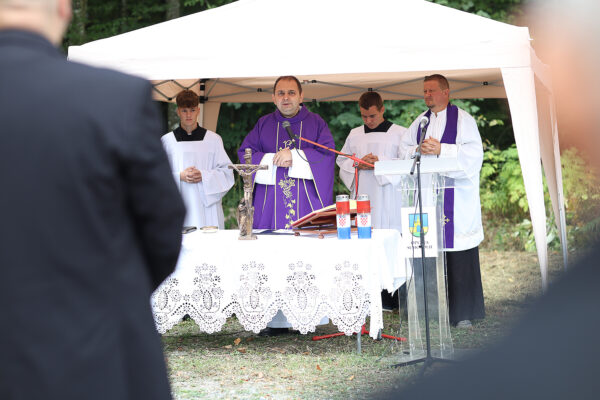 Fotogalerija: U Mrtvom jarku obilježen Europski dan sjećanja na žrtve totalitarnih i autoritarnih režima 44 mrtvi jarak 2025 271