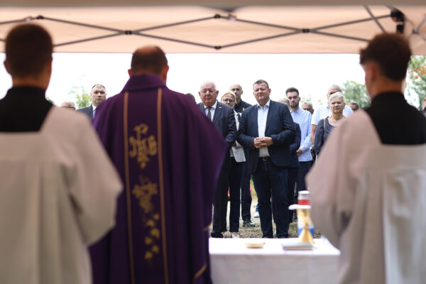 Fotogalerija: U Mrtvom jarku obilježen Europski dan sjećanja na žrtve totalitarnih i autoritarnih režima 45 mrtvi jarak 2025 277