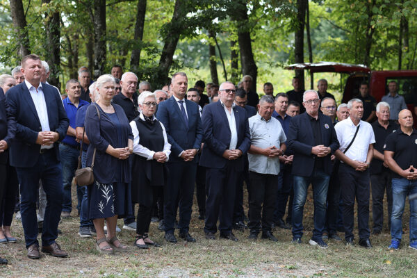 Fotogalerija: U Mrtvom jarku obilježen Europski dan sjećanja na žrtve totalitarnih i autoritarnih režima 47 mrtvi jarak 2025 283 1