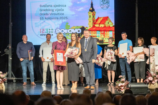 Virovitica zahvalila svojim laureatima: Poslovni park i gradska Turistička zajednica dobitnici Zlatnih plaketa, doznajte ostale dobitnike javnih priznanja 11 sjednica dan grada vtc 85