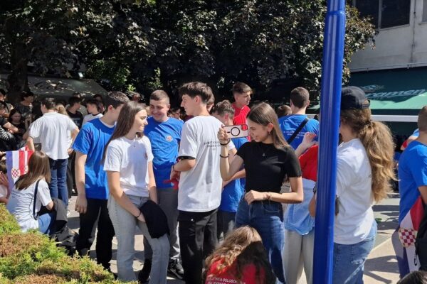 U Jajcu obilježena 30. godišnjica oslobođenja grada i Vojno-redarstvene operacije “Maestral” 6 20250913 124215 1067x800