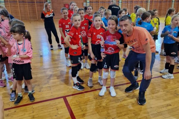 Po deseti puta održan Memorijalni turnir u mini rukometu „Vilim Tičić“ u Virovitici 5 5
