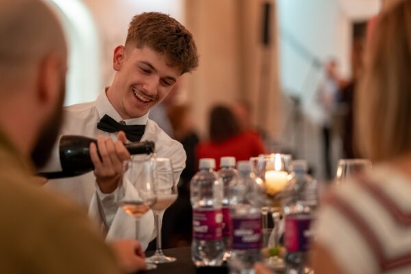 Gdje vino susreće umjetnost: U Dvorcu Pejačević održan još jedan Virovitica Wine & Art 20 555496692 1228451862651124 3578721598538640179 n