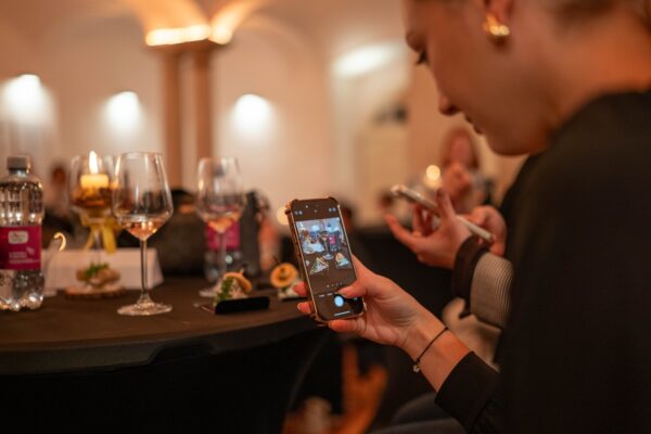 Gdje vino susreće umjetnost: U Dvorcu Pejačević održan još jedan Virovitica Wine & Art 13 555676202 1228453085984335 2682008303315621222 n