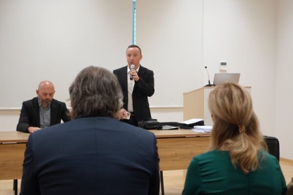 Virovitica po prvi put domaćin stručnog skupa glazbenih pedagoga iz cijele Hrvatske: Tradicijska glazba u fokusu 1 DSC07791 Custom