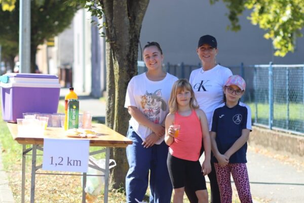 Brojni trkači i ove godine povezali Barcs i Viroviticu: Doznajte rezultate 33. polumaratona i male utrke na 3 kilometra 8 IMG 1798