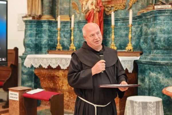 Ministrica Nina Obuljen Koržinek obišla obnovljenu baroknu propovjedaonicu sv. Mihaela u Virovitici 15 IMG 20250905 102802