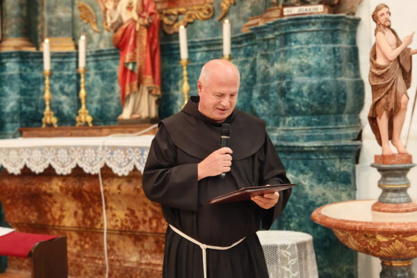 Ministrica Nina Obuljen Koržinek obišla obnovljenu baroknu propovjedaonicu sv. Mihaela u Virovitici 16 IMG 20250905 102810