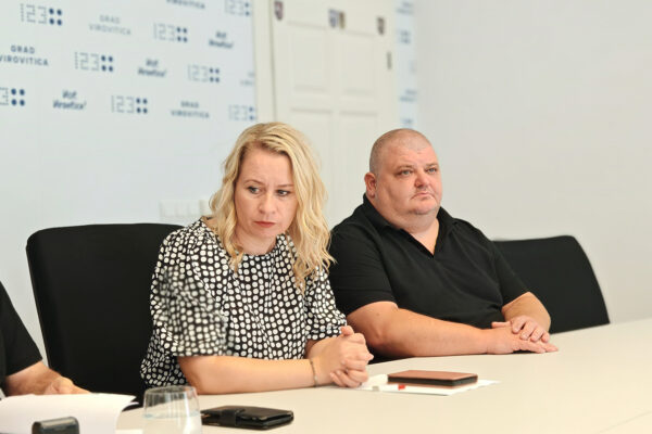 Virovitica kreće u obnovu užeg centra grada: Potpisan ugovor za uređenje Trga kralja Tomislava 6 IMG 20250917 101337