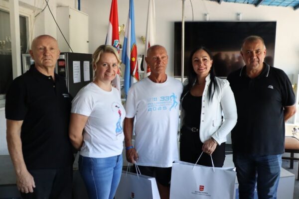 Brojni trkači i ove godine povezali Barcs i Viroviticu: Doznajte rezultate 33. polumaratona i male utrke na 3 kilometra 66 IMG 2140