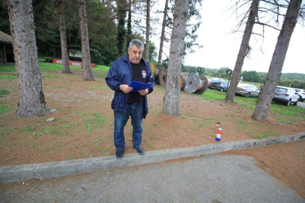 Fotogalerija: Polaganjem vijenca i paljenjem svijeća obilježena 34. obljetnica oslobađanja vojnog skladišta Šištat kraj Virovitice 6 IMG 2907 1200x800