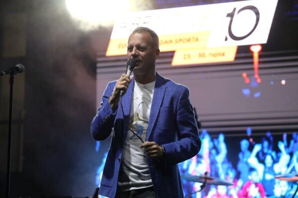 Šest trenera, brojni posjetitelji i jedna poruka: #BeActive Night pretvorio virovitičku šetnicu u veliku sportsku pozornicu 32 IMG 3529 1500x1000